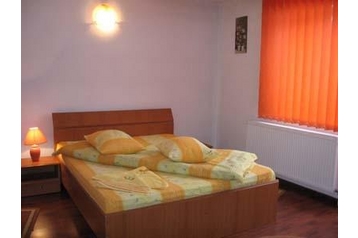 Romania Privát Moeciu, Exterior